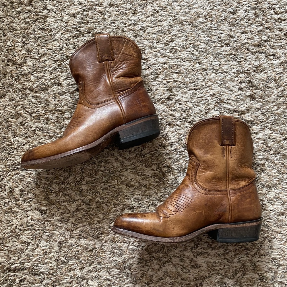 Frye Billy Short Boots